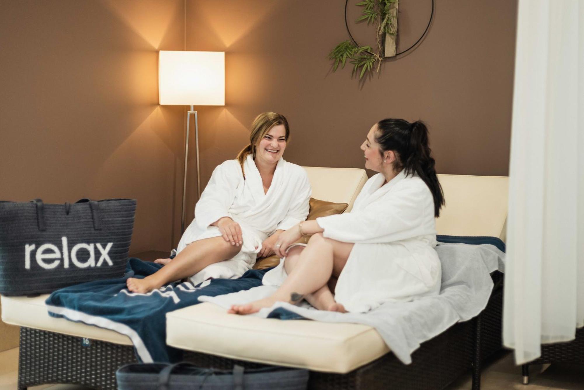 Therme Laa - Hotel & Silent Spa Laa an der Thaya Ngoại thất bức ảnh