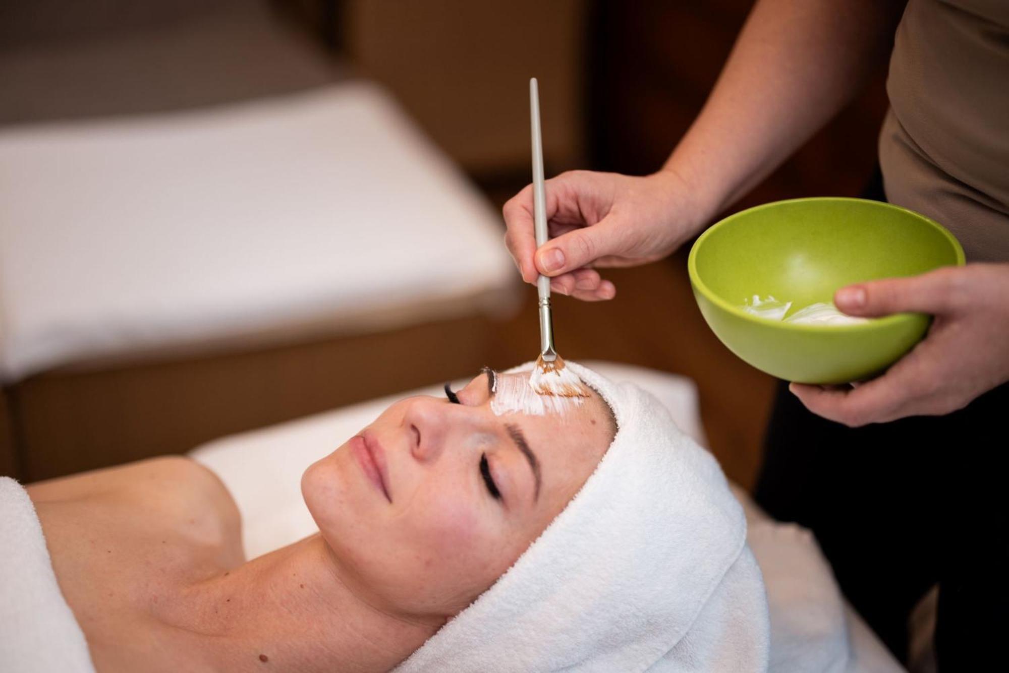 Therme Laa - Hotel & Silent Spa Laa an der Thaya Ngoại thất bức ảnh