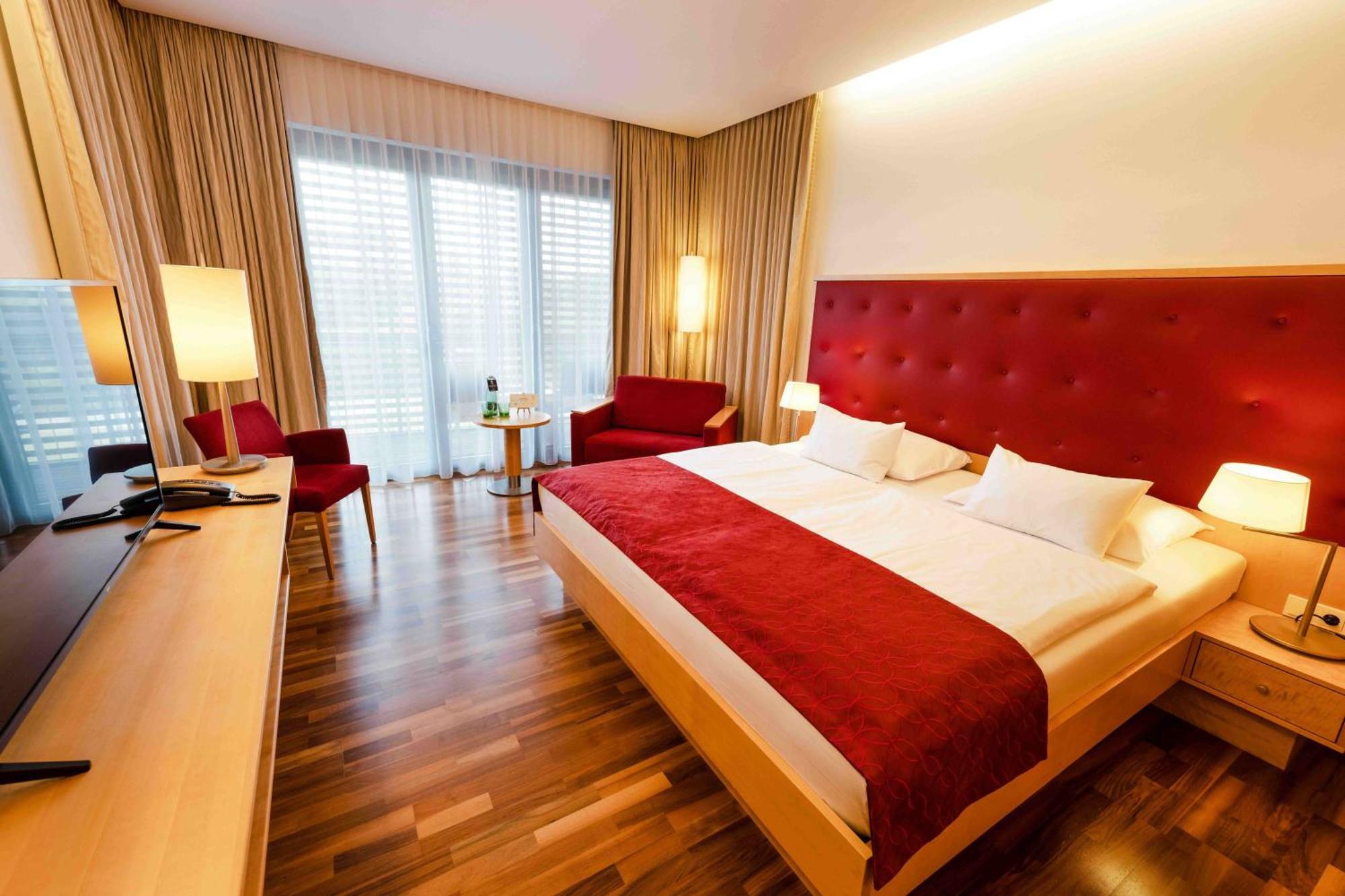 Therme Laa - Hotel & Silent Spa Laa an der Thaya Ngoại thất bức ảnh